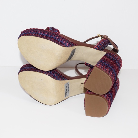 NWOT Arezzo Mya Crochet Block High Heel Sandals - Picture 10 of 11